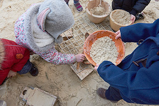 childern playing in the  minihome nursery garden